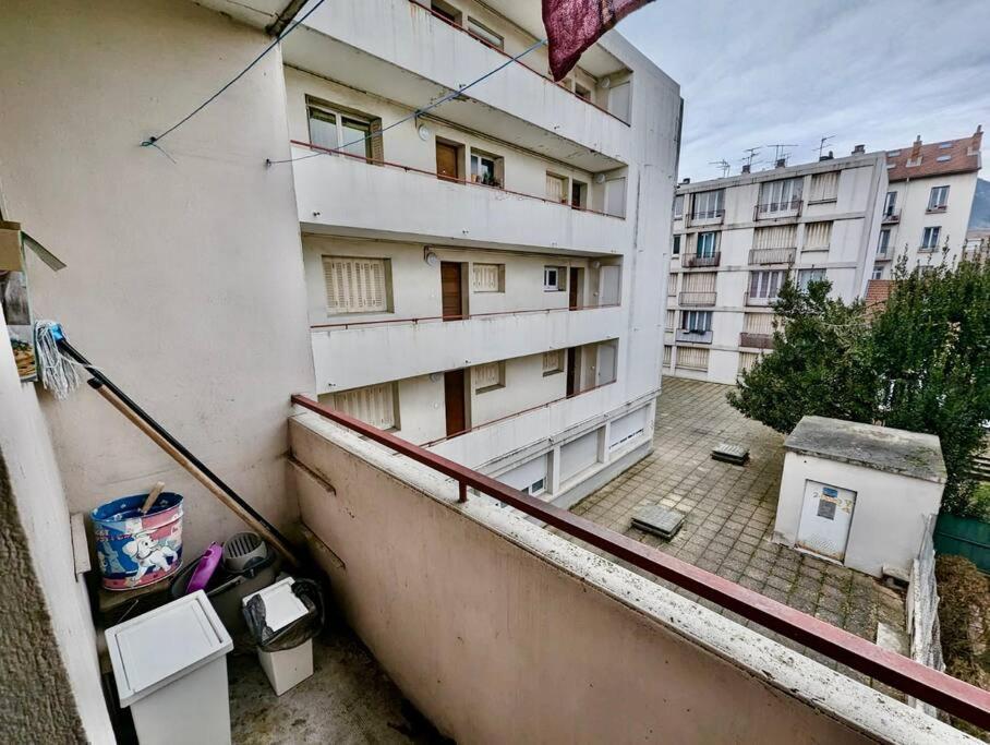 Impeccable Chambre, Bien Place, Calme & Tout Equipe Grenoble Dış mekan fotoğraf